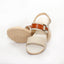 SANDALIA CASUAL PARA DAMA RELAX 127 HUESO/CAMEL