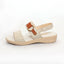 SANDALIA CASUAL PARA DAMA RELAX 127 HUESO/CAMEL