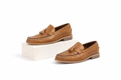 MOCASÍN FORMAL PARA HOMBRE CAMO 1202 MIEL EN PIEL